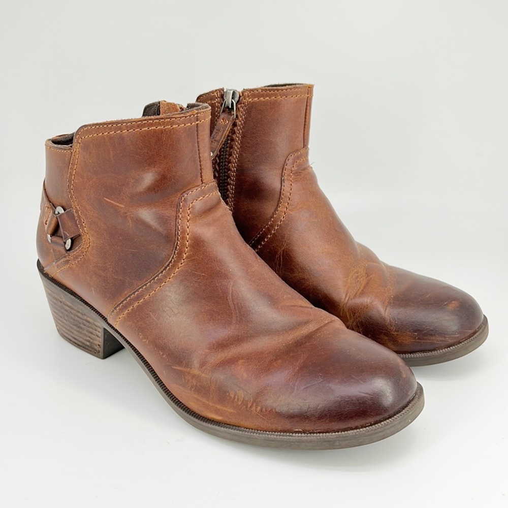 TEVA | Foxy Leather Distressed Brown Ankle Boot Size 11